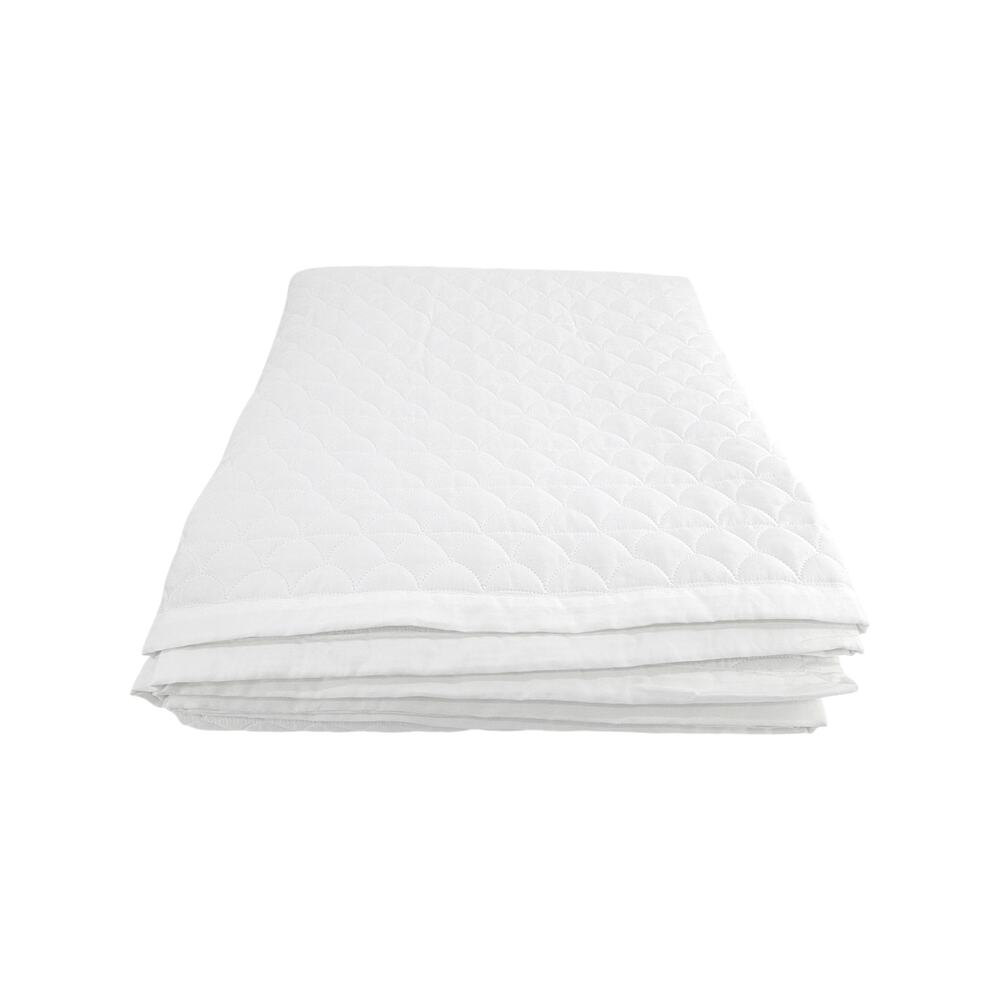 AMALIA Home Collection 430 Thread Count Quilted Coverlet King in White